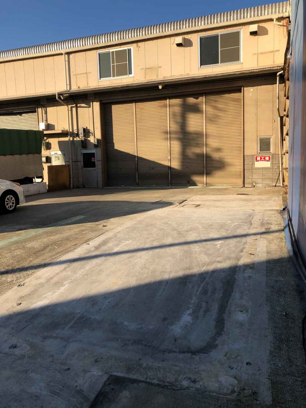Y-550 尼崎市久々知西町2丁目 貸倉庫